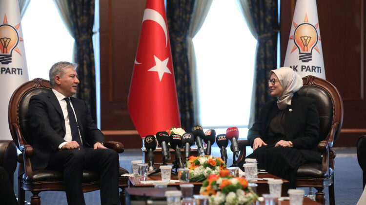 Siyasi partiler arası bayramlaşma ziyaretleri