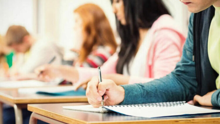 Yurt dışında lise eğitimine talep artıyor 