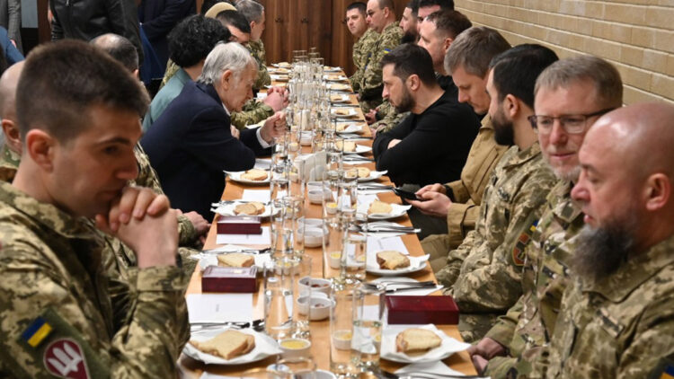 Zelenski, iftar geleneğinin başlatıldığını duyurdu