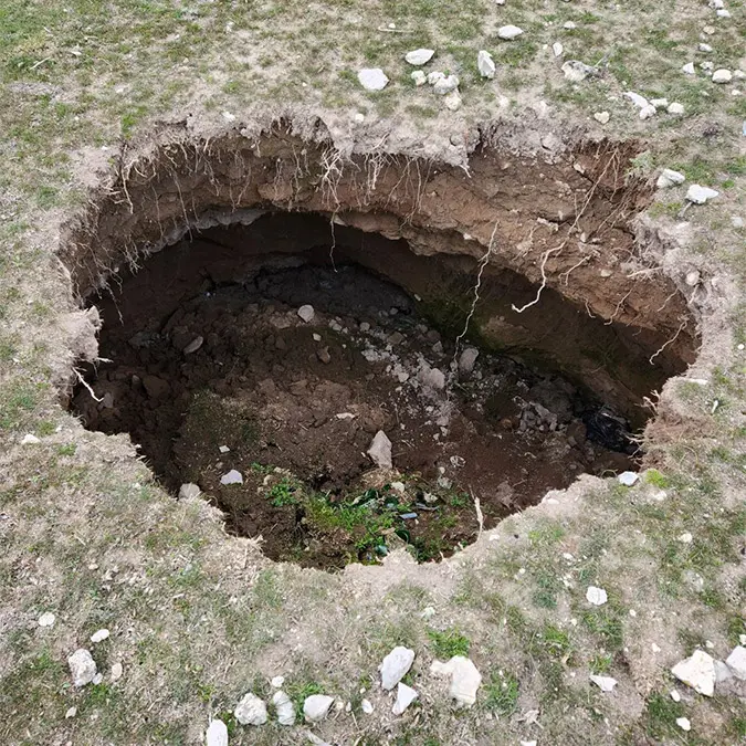 Aksarayda 10 metre derinliginde obruk olustu 4064 dhaphoto1 - yaşam - haberton