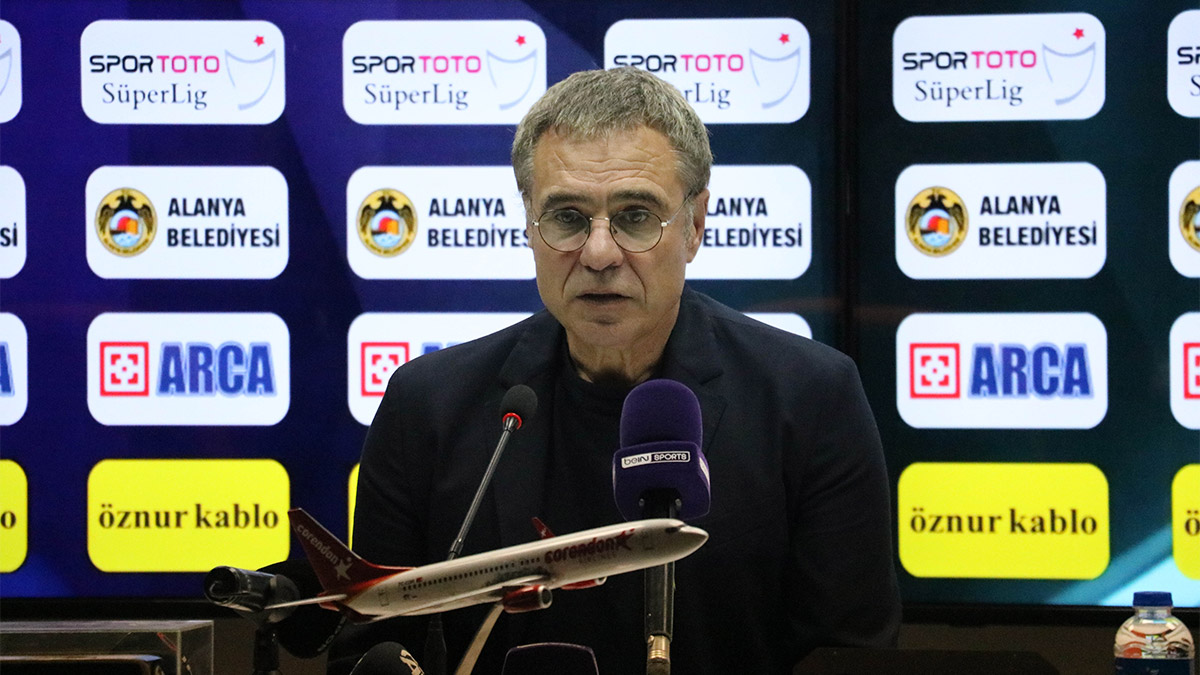 Spor Toto Süper Lig’in 30’uncu haftasında Corendon Alanyaspor, sahasında Galatasaray’a 4-1 mağlup oldu. Alanyaspor - Galatasaray maçının ardından her iki takımın teknik direktörü maçı değerlendirdi.