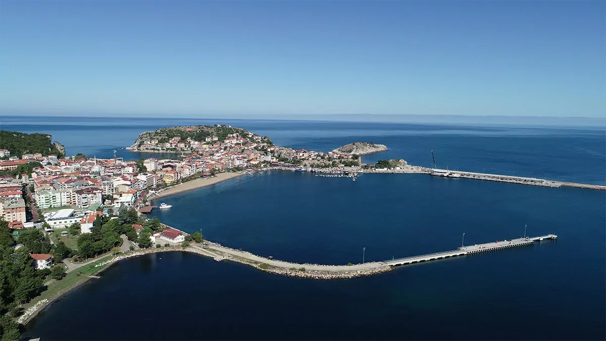 Amasra'da bayram tatili öncesi tesisler doldu