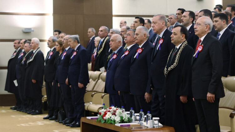 Demokratik cumhuriyetin geleceği yargı bağımsızlığına bağlıdır