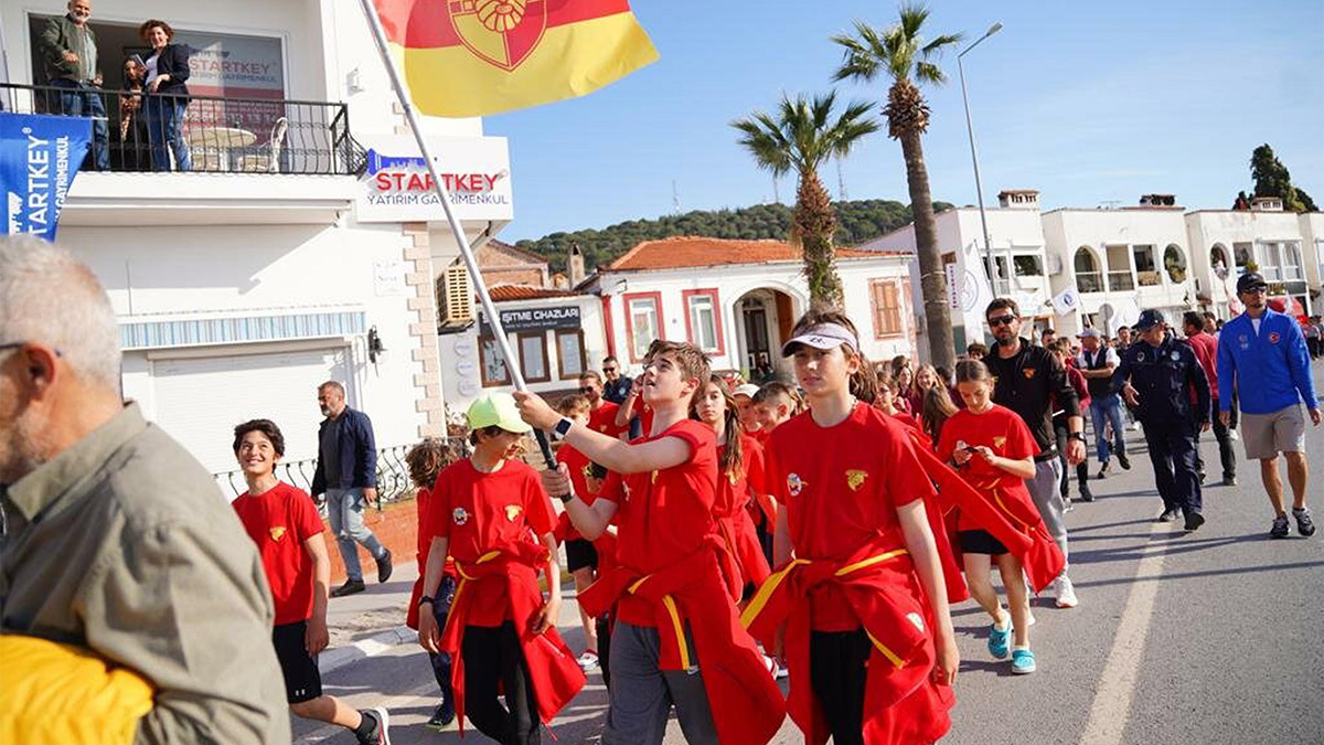 Ayvalık Kasım 2022'de gerçekleştirilen ILCA 1. Ayak Yarışları ve Milli Takım Seçmeleri'nin ardından Yelken Federasyonu'nun düzenlediği TYF Yelken Ligi 2. Ayak Optimist Yarışları'na ev sahipliği yapıyor. 