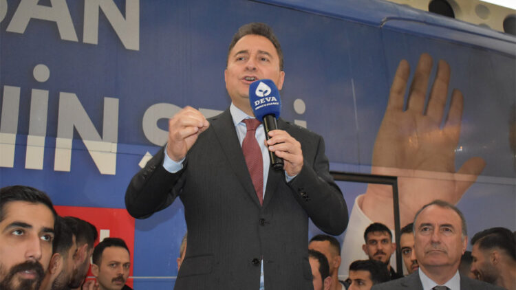 Gençler adına 'Bebecan' olmaktan gurur duyuyorum