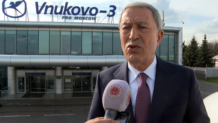 Suriyelilerin topraklarına dönmelerini sağlamayı amaçlıyoruz