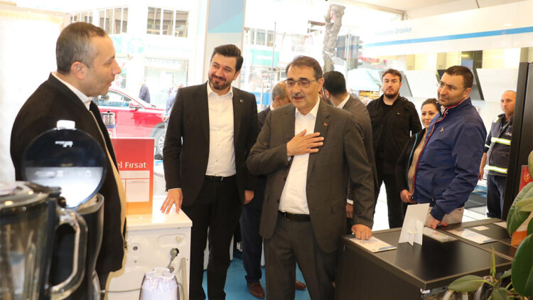 Fatih Dönmez Eskişehir'de esnaf ziyaretinde