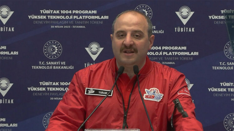 TÜBİTAK'tan burs alanlara sigorta müjdesi