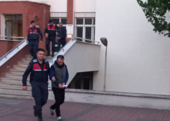 Çorbacıdaki cinayetin sanığı; Bıçağı rastgele salladım