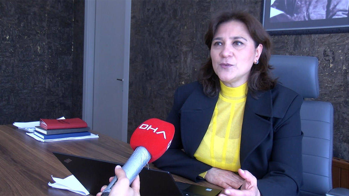 VM Medical Park Maltepe Hastanesi’nde Göğüs Hastalıkları Uzmanı olarak görev yapan Dr. Öğr. Üyesi Yeşim Demirel Barut, "Astım ataklarını o kadar aza indirebiliyoruz ki bir insan hayatı boyunca belki 1, belki 2 kere atak geçirerek hayatını devam ettirebiliyor" dedi.