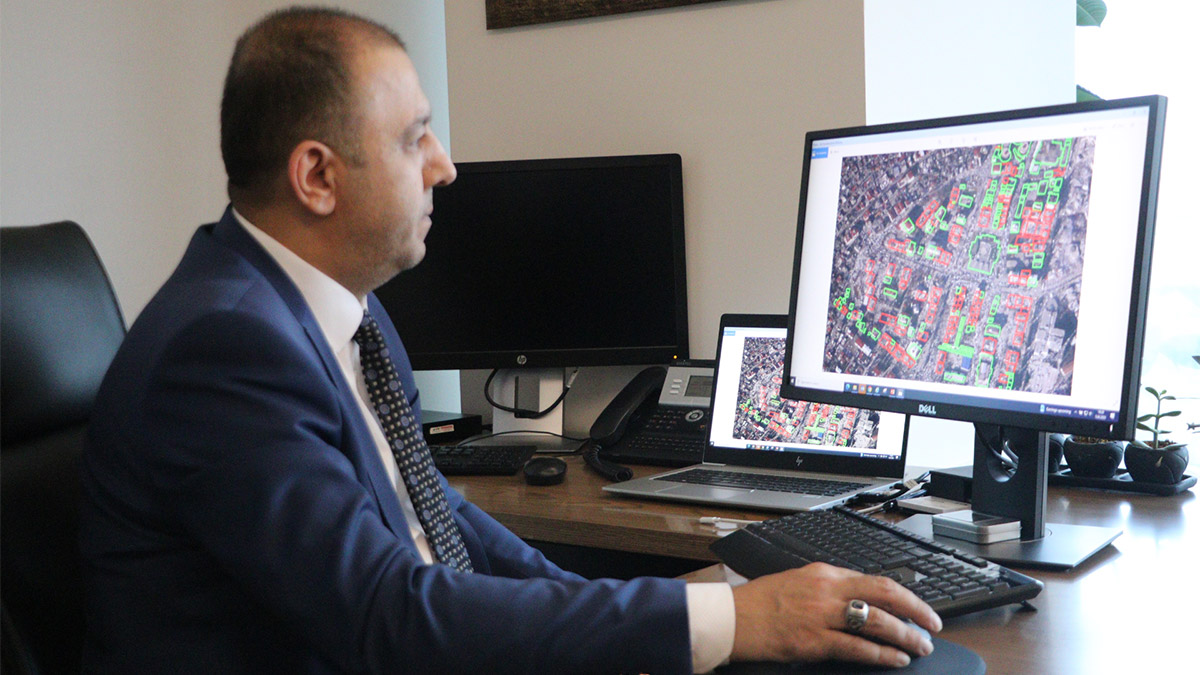 Cumhurbaşkanlığı Savunma Sanayii Başkanlığı (SSB) bünyesinde faaliyet gösteren Savunma Teknolojileri Mühendislik ve Ticaret (STM) A.Ş'den enkazda arama-kurtarma çalışmalarına yapay zeka desteği.