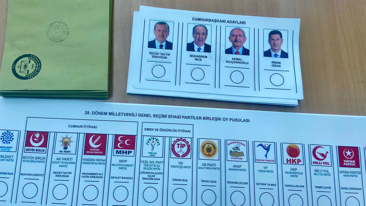 Esenboğa havalimanı'nda oy verme işlemi devam ediyor