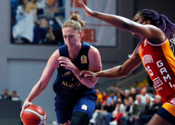 Fenerbahçe Alagöz Kadınlar Basketbol Süper Ligi'nde finale yükseldi