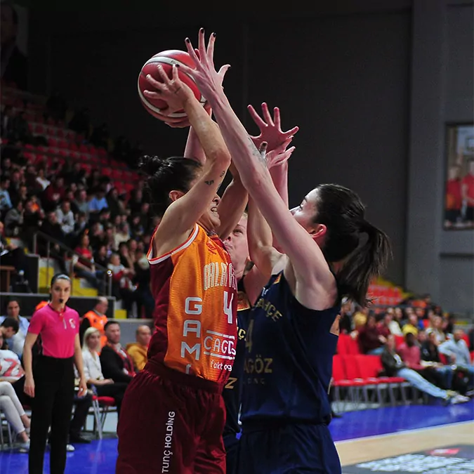 Fenerbahçe alagöz kadınlar basketbol süper ligi'nde finale yükseldi