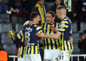 Fenerbahçe adını yarı finale yazdırdı