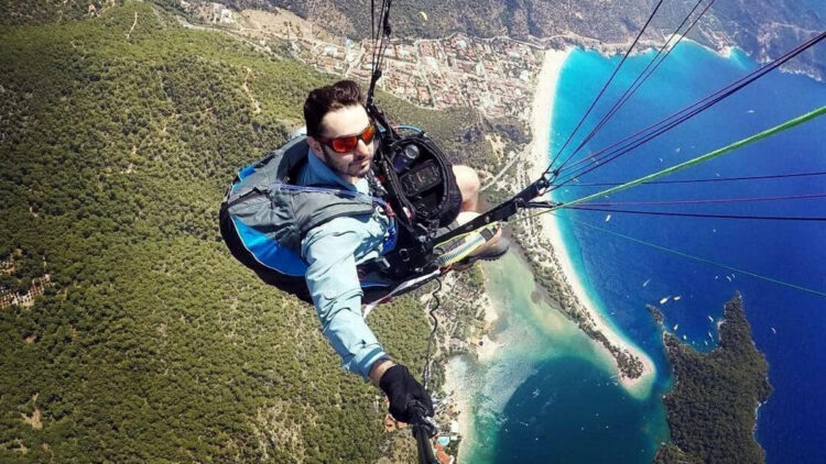 Fethiye'de paraşüt kazası; Milli paraşütçü hayatını kaybetti