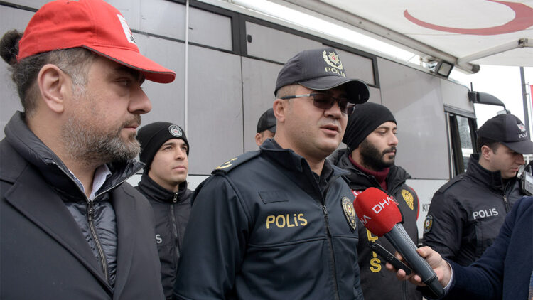 Şişli İlçe Emniyet Müdürlüğü'nden Türk Kızılay'ına kan bağışı