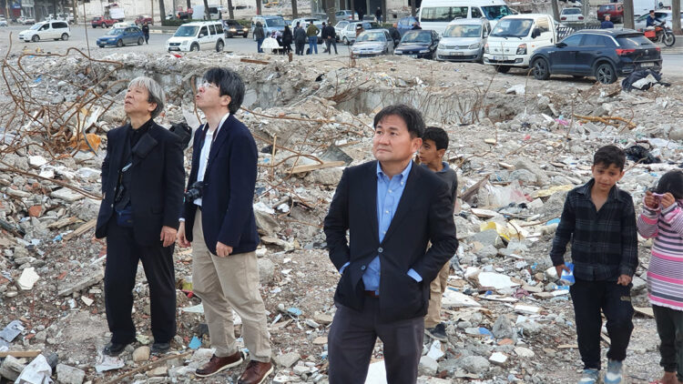 Hiroşima mağduru Japon kız Sadako'dan turna kuşlu dilek