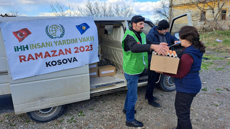İHH, Ramazanda 4 milyon 744 bin kişiye yardım ulaştırdı