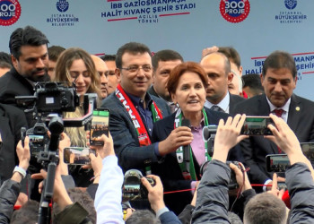 Akşener ve İmamoğlu Halit Kıvanç Şehir Stadı'nın açılış törenine katıldı