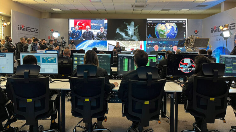 İMECE'nin fırlatılması rüzgar nedeniyle ertelendi