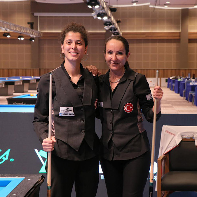 Gülşen Değener ve Güzin Müjde Karakaşlı ikilisinden oluşan Kadın Bilardo Milli Takımı Avrupa ikincisi oldu.
