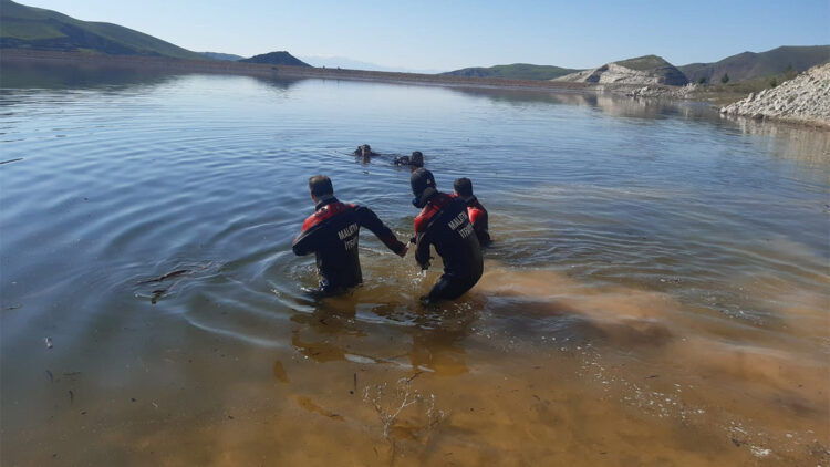 Kayıp olarak aranıyordu baraj gölünde cansız bedeni bulundu