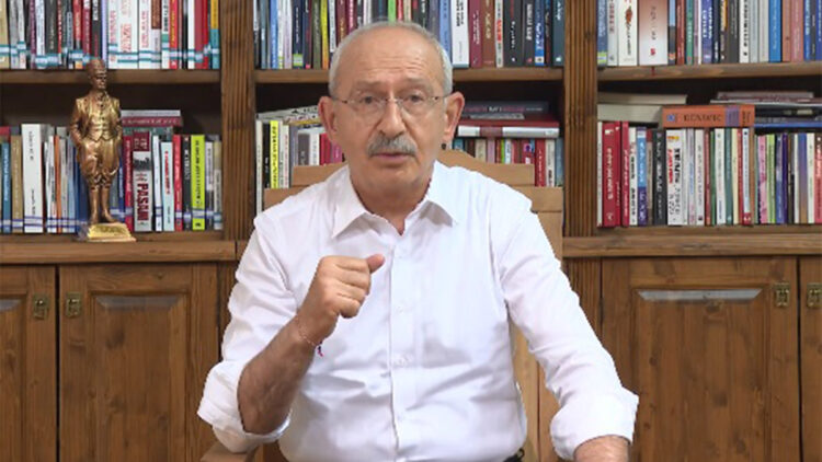 Seçimi manüpüle etmek için ellerinden gelen her şeyi yapıyorlar