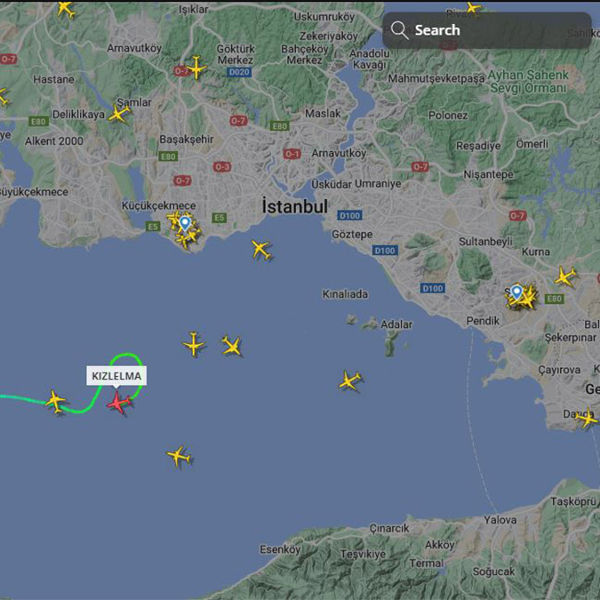 TEKNOFEST 2023'e katılacak Bayraktar KIZILELMA Atatürk Havalimanı'na indi.