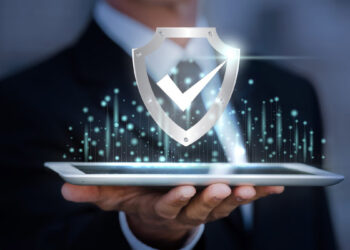 Dünya Ekonomik Forumu’nun her yıl dünyayı orta ve uzun vadede bekleyen riskleri değerlendirdiği Küresel Riskler Raporu’nda bu yıl siber güvenlik vurgusu yapıldı.