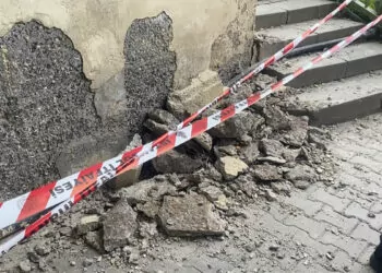 Maltepe kavşak köprüsünün betonu döküldü itfaiye önlem aldı