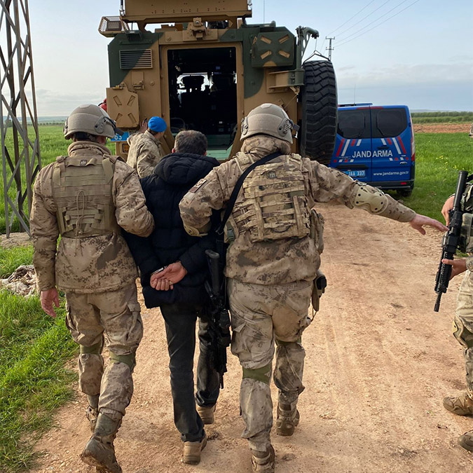 Mersin'deki çifte cinayetin planlayıcısı yakalandı