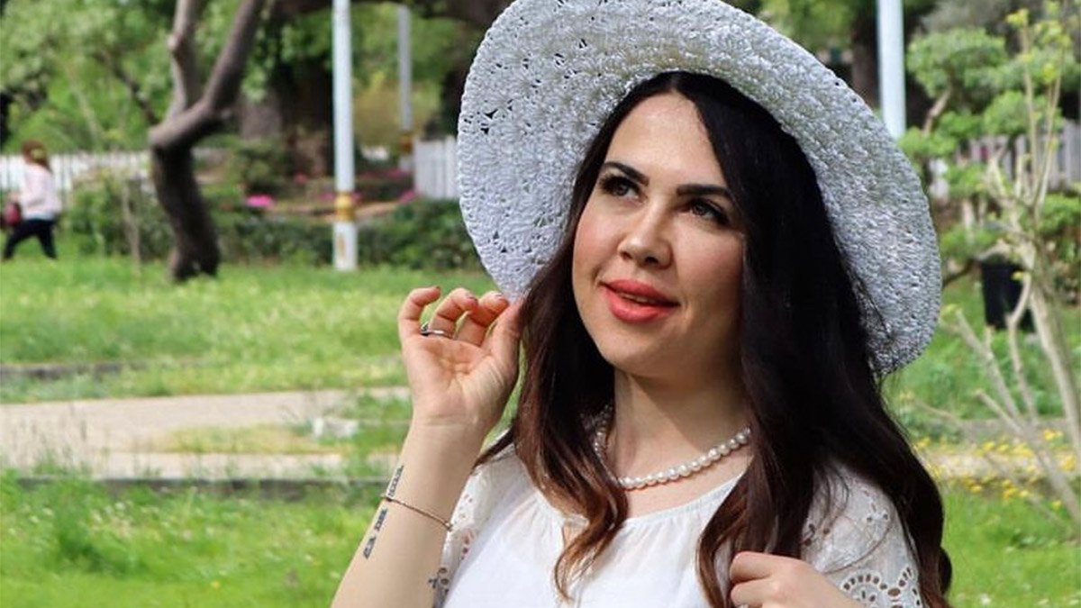 Akademik kariyerini bir kenara bırakıp, sosyal medyada içerik üretmeye başlayan ve 2 milyonun üzerinde takipçi sayısına ulaşan Özlem Lina Öz, kitlelerin sosyal medyada samimiyeti özlediğini belirtti.