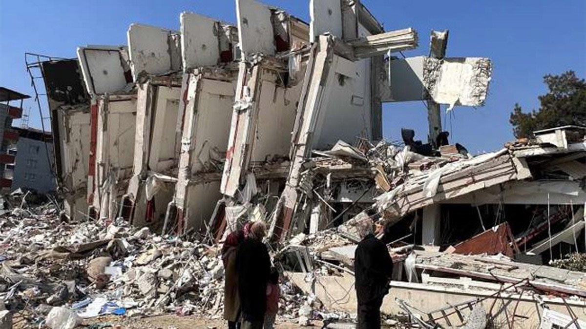 Bile bile mezarımızda oturuyoruz