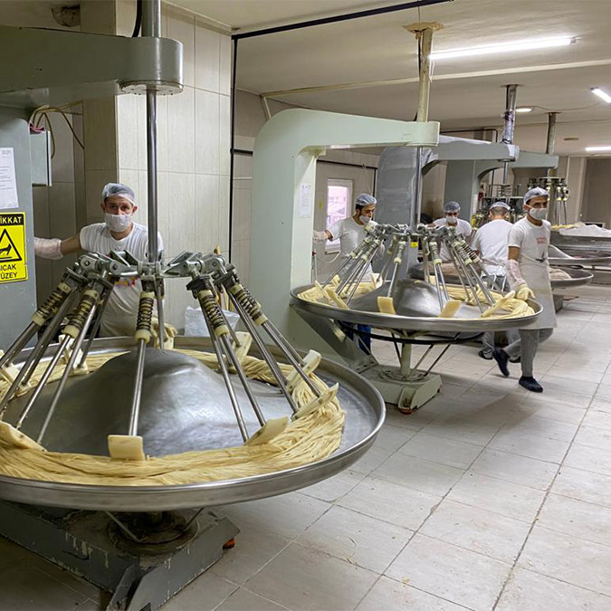 Bayram öncesi pişmaniye üretimi 2 katına çıktı