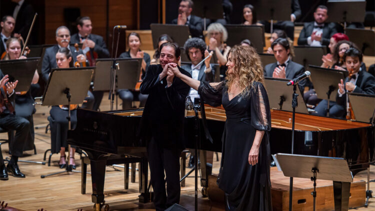 Fazıl Say'ın bestelediği 100. Yıl Marşı'nı dünya dinledi