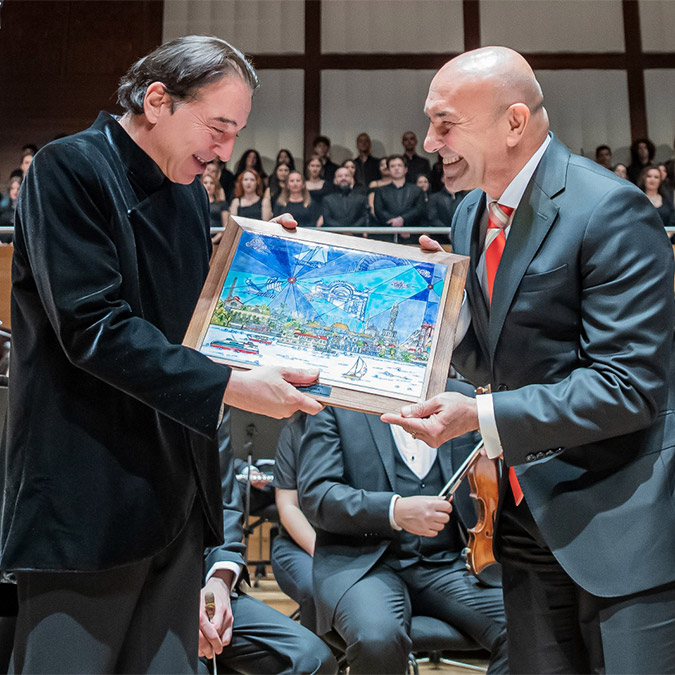 Fazıl Say'ın bestelediği 100. Yıl Marşı'nı dünya dinledi