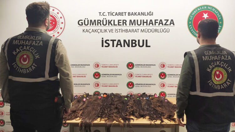 Sabiha Gökçen'de 15 kilogram saç ele geçirildi