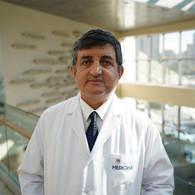 Enfeksiyon Hastalıkları ve Klinik Mikrobiyoloji Bölümü’nden Prof. Dr. Vedat Turhan, enfekte kenenin insanları ısırması ile ortaya çıkan Lyme hastalığına yönelik bilgi verdi.