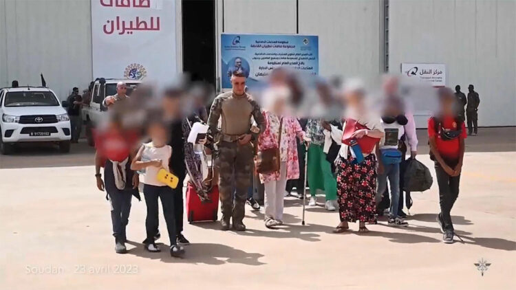 Sudan'dan tahliyeler sürüyor