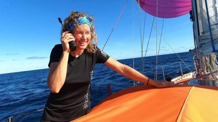 Güney Afrikalı yelkenci Altın Küre Yarışı'nı kazandı