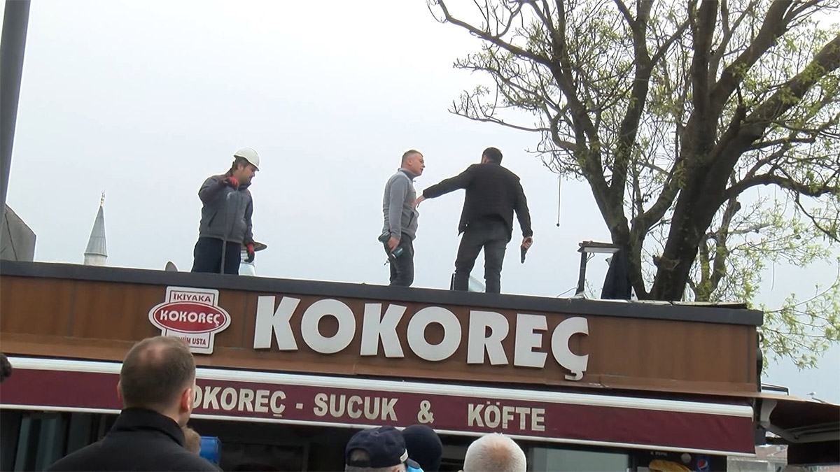 Üsküdar'da belediye ekiplerine silah çekildi