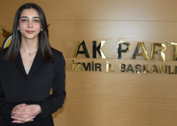 AK Parti'nin en genç milletvekili adayı Nisa Alptekin