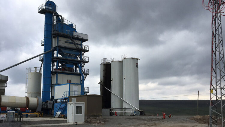 Zift tankındaki patlamada yaralı işçilerin durumu iyi