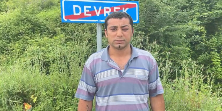 15 kişinin saldırısına uğradı, o anlar kamerada