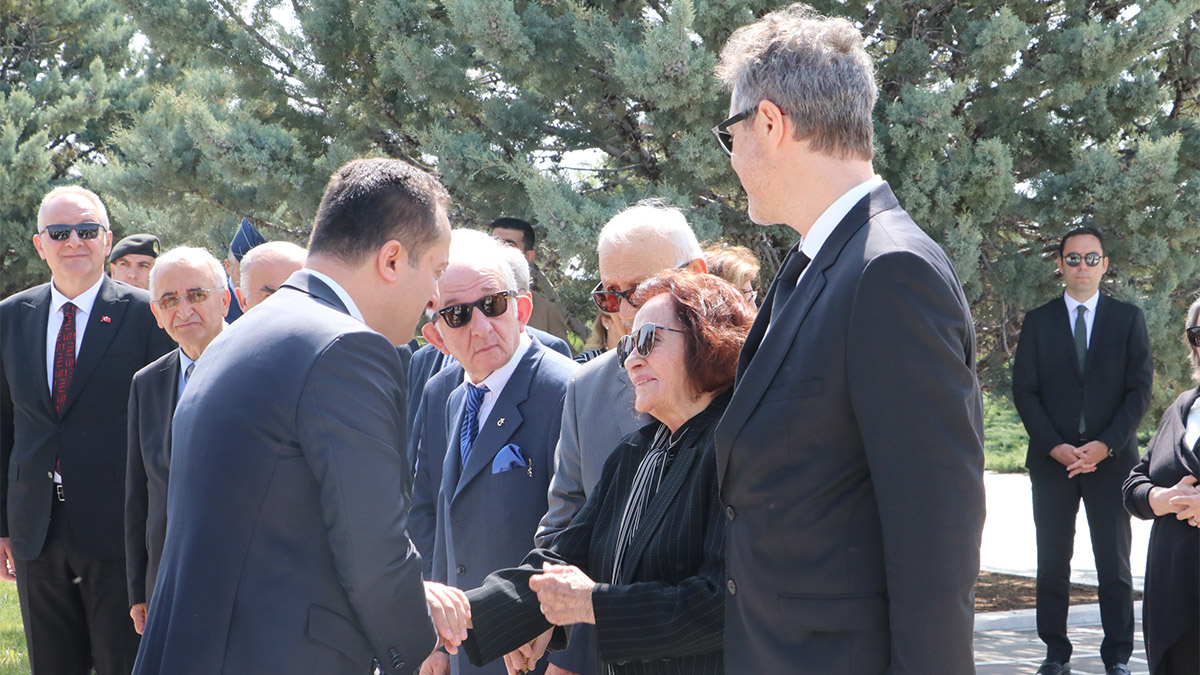 5'inci Cumhurbaşkanı Cevdet Sunay mezarı başında anıldı