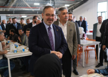 AK Parti Milletvekili Adayları esnaf ile buluştu