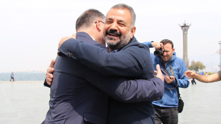 AK Parti ve CHP İzmir İl başkanlarından mesaj