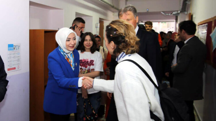 AK Parti'li Atabek'ten, İYİ Partili sandık görevlilerine suç duyurusu