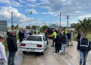 Adana'da zincirleme kaza: 11 yaralı